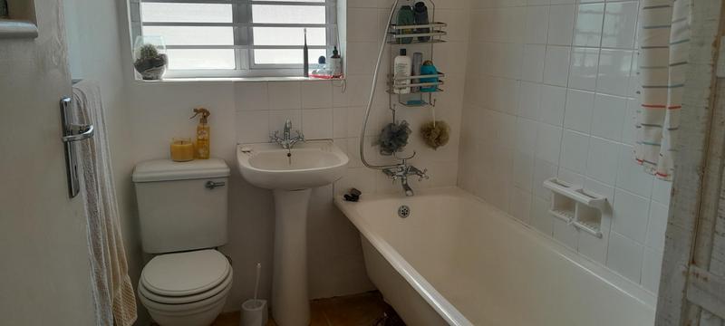 To Let 1 Bedroom Property for Rent in Newlands Western Cape